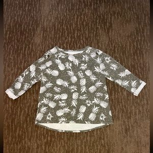 Living For The Weekend Pineapple Design Long-sleeve. Size: L